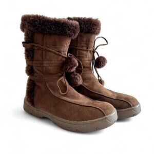 Alpine Design brown suede snow boots with fur trim